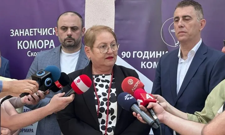 Јаневска најави лиценцирање на психолози и засилена контрола на мобилни телефони