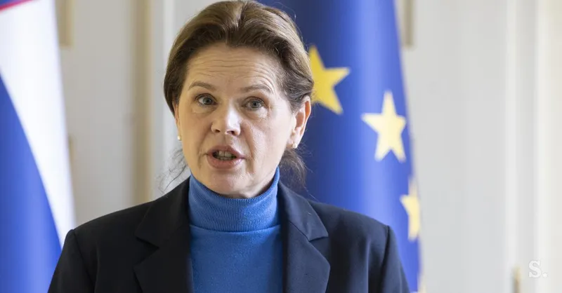 Marko Lotrič in Monika Kirbiš Rojs kazensko ovadila Alenko Bratušek