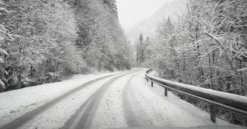 Arso napoveduje vrhunec zime s sneženjem in močno burjo na Primorskem