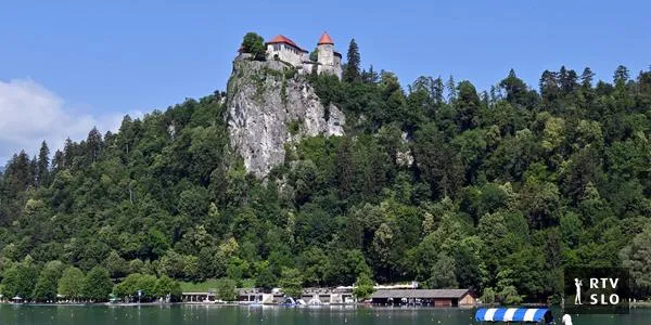 Julij 2024: Rekordnih 1,2 milijona turistov v Sloveniji