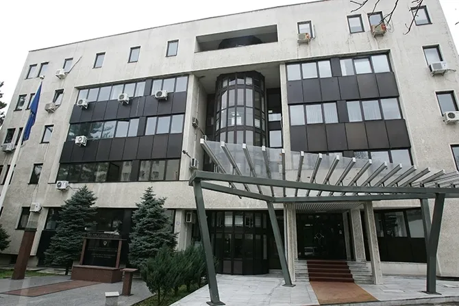 МВР потврди лажни дојави за бомби во училишта во Скопје и Тетово на 23.02.2026