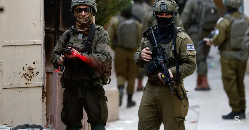 Izrael s svežnjem novih ukrepov krepi nadzor in širi naselja na Zahodnem bregu