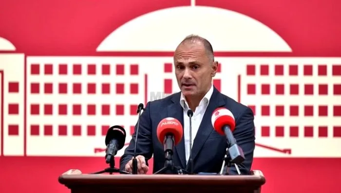 ВМРО-ДПМНЕ го осуди Филипче за навреда на Мицкоски како 'идиот'