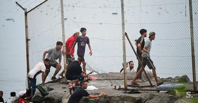 Komisija predlaga, da Frontex prevzame osrednjo vlogo pri vračanju migrantov