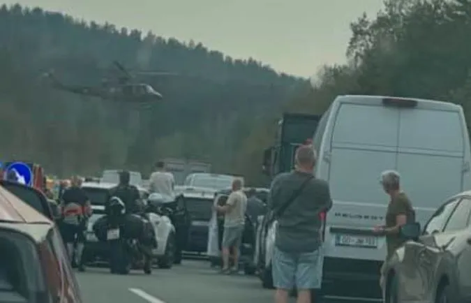 Тројца македонски државјани загинаа во судир со камион во Словенија