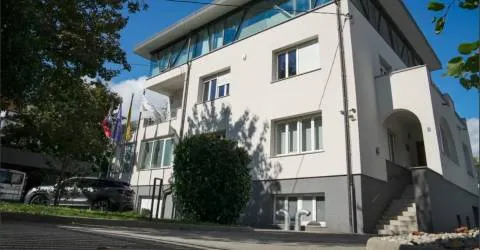 Sova in Policija preisujeta obisk agencije Black Cube na sedežu stranke SDS
