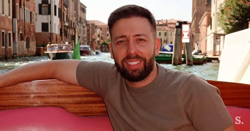 Spletni vplivnež Aleksandar Repić zbral podpise za župansko kandidaturo v Ljubljani