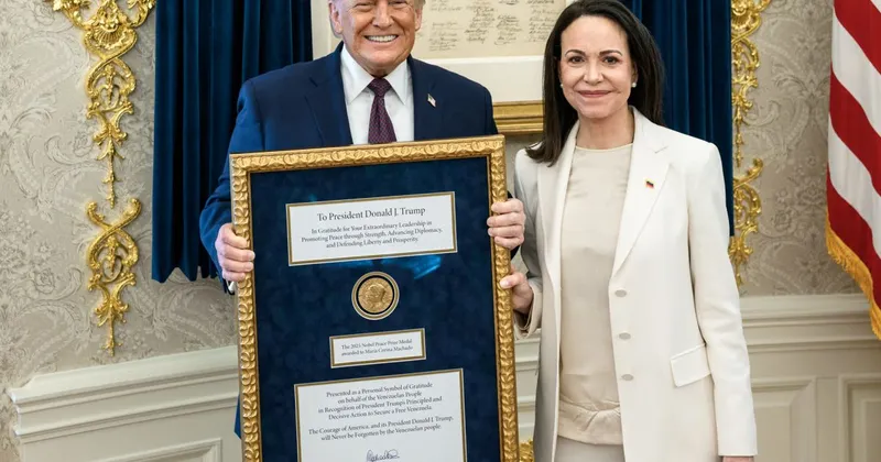Maria Corina Machado Trumpu v Beli hiši izročila Nobelovo nagrado za mir