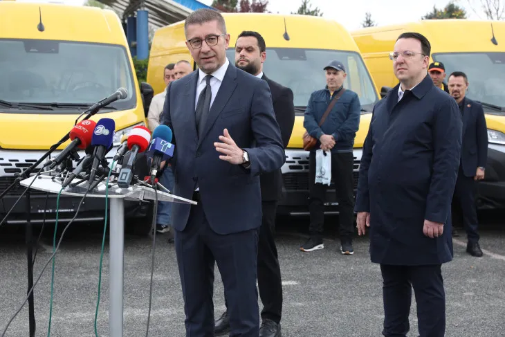 Владата набави 100 нови возила за модернизација на АД „Пошта“