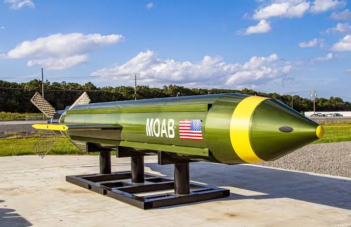 Ameriška vojska pripravlja načrte za napad na Iran z uporabo bombe MOAB