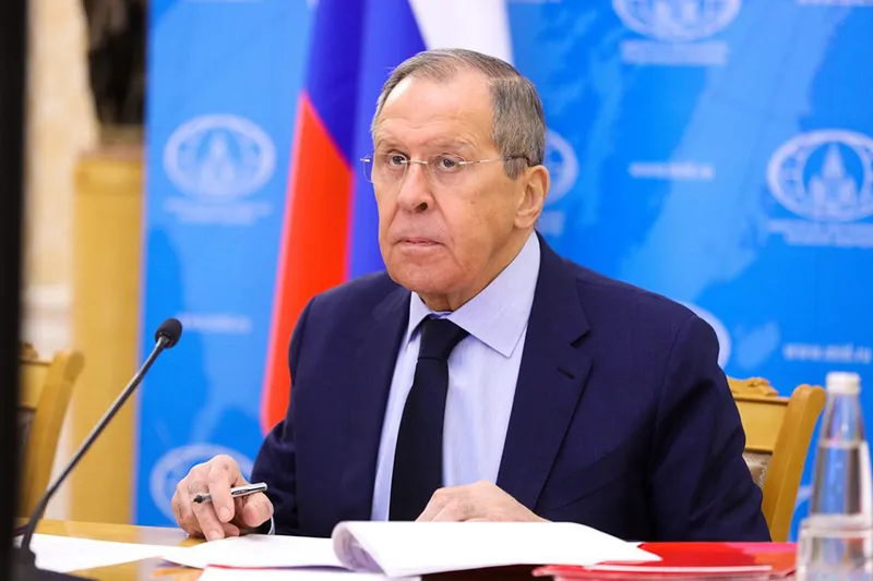 Лавров го оспори статусот на Гренланд како дел од Данска на прес во Москва