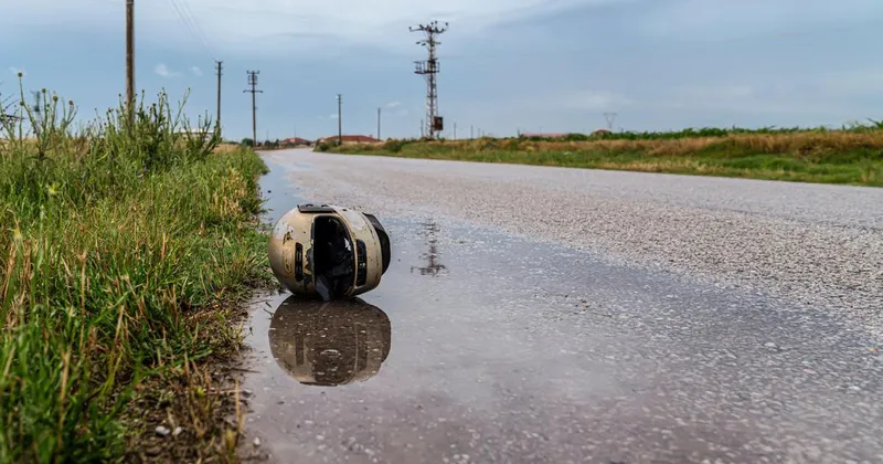 V čelnem trčenju pri predoru Panovec umrl 44-letni slovenski motorist