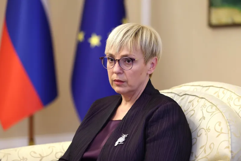 Pirc Musar ob obisku Peršmanove domačije kritična do odziva Avstrije na racijo
