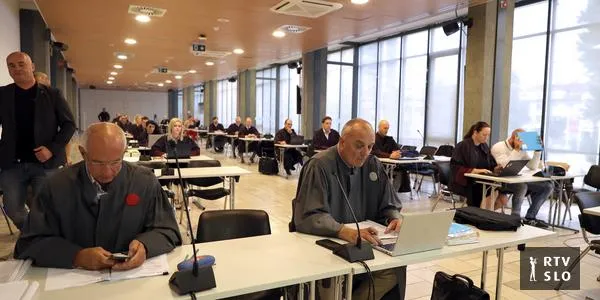 Sodišče obsodilo 14 članov Kavaškega klana na skupno 108 let zapora
