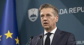 Vlada predlaga enoodstotno izredno uskladitev pokojnin z marcem