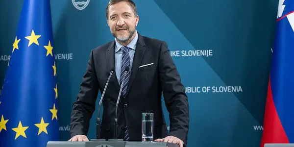 Svoboda vlaga novelo za lažji vstop v sistem normirancev in nižje prispevke