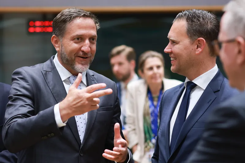 Minister Klemen Boštjančič poziva k varčevanju za znižanje primanjkljaja