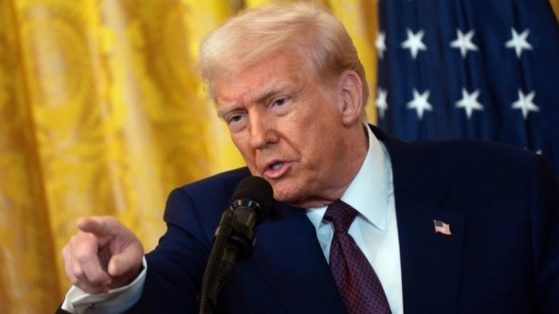 Трамп го обвини Зеленски за кочење на мирот, Кремљ се согласи со него