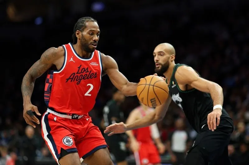 NBA kaznovala Clippers zaradi obida plačne kapice pri Leonardu