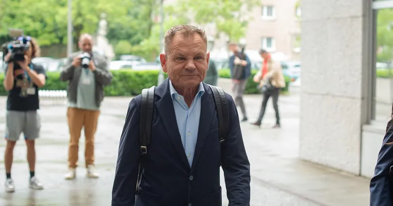 Minister Franci Matoz razrešil sedem načelnikov upravnih enot