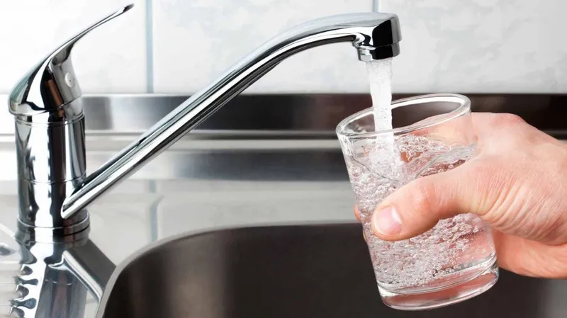 Гостивар: Забрана за вода по 1.200 пациенти со стомачни тегоби