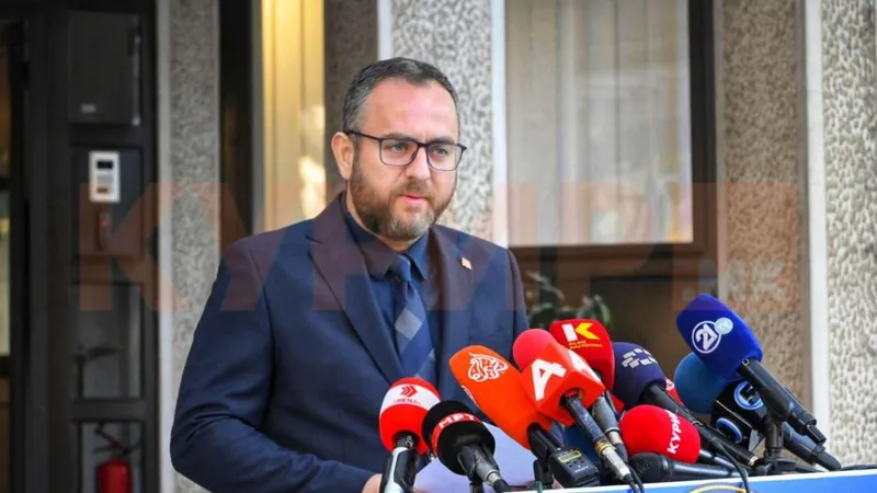 Тошковски: 37% намалување на убиствата, истрагата за Чаир продолжува
