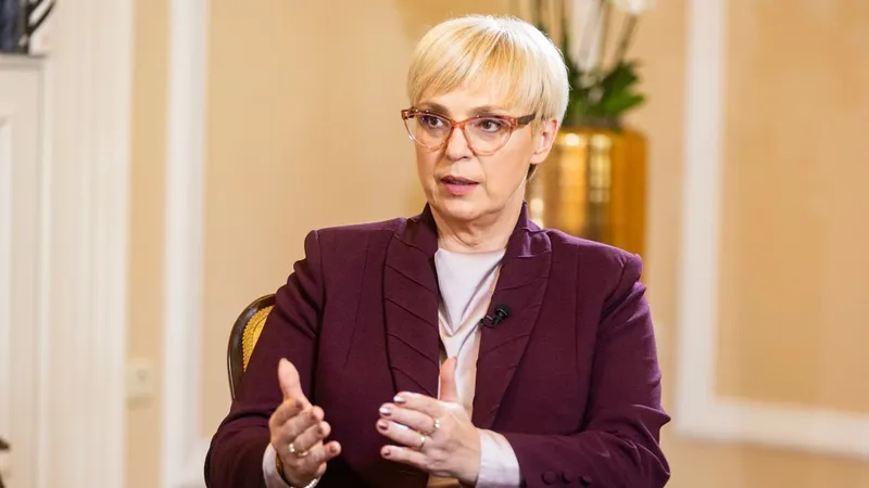 Nataša Pirc Musar napovedala posvete o mandatarju po konstituiranju DZ
