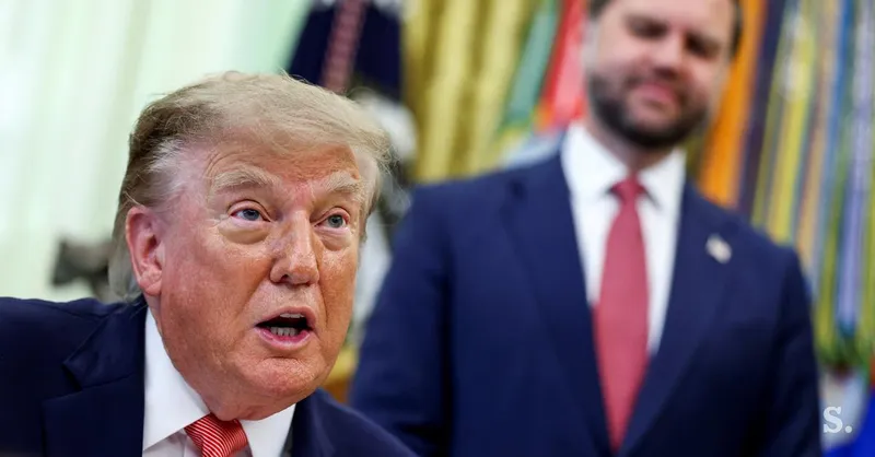 Trump napadel LeBrona Jamesa zaradi vedenja ob ameriški himni