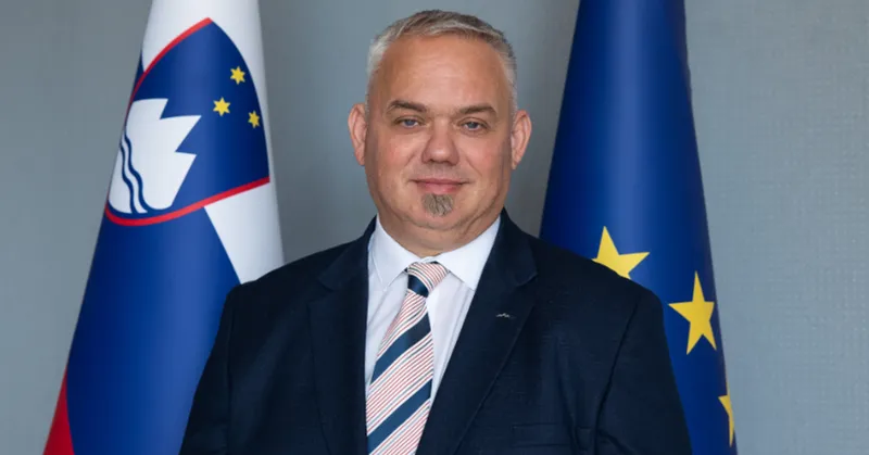 Damijan Jaklin po očitkih o korupciji zavrača odstop s položaja sekretarja