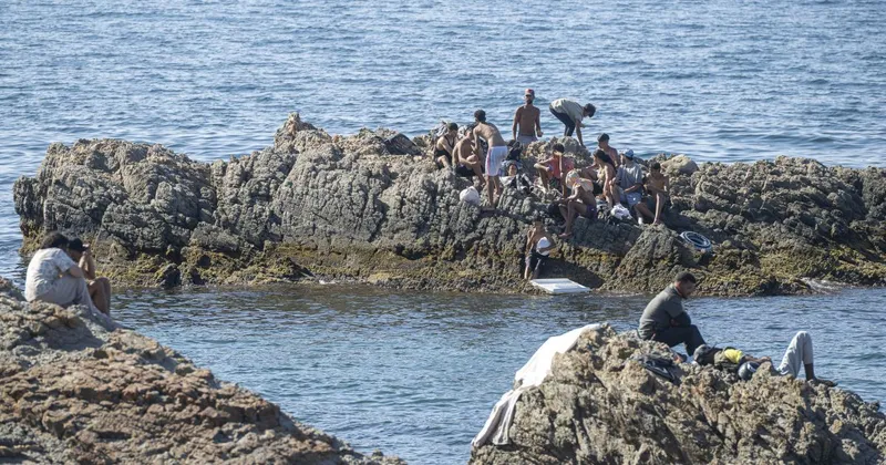 Množičen prehod migrantov v špansko Ceuto iz Maroka