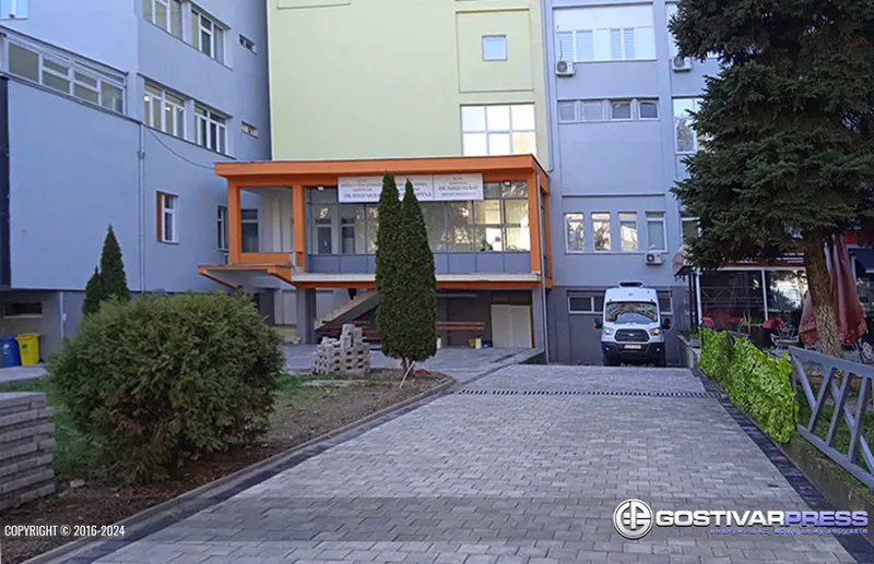 Петгодишно дете од Чегране хоспитализирано по труење со лекови од неговата баба