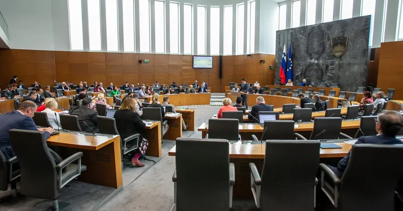 DZ podprl nadaljnjo obravnavo interventnega zakona za razvoj Slovenije