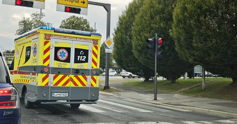 Kolesar umrl tri tedne po nesreči pri Vodicah