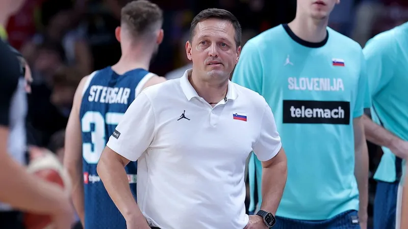Sekulić zaradi poškodb in odsotnosti krpa ekipo pred kvalifikacijami za SP