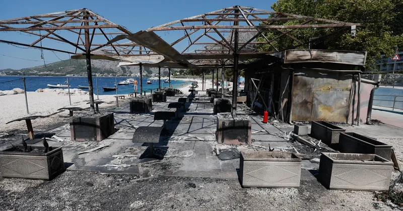 Gasilci in hrvaška vojska se borijo z več požari v Dalmaciji