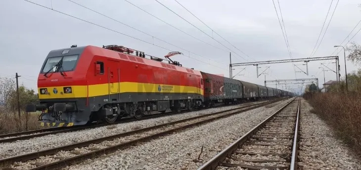 Министерот Николоски најави меѓуградски воз и карго сообраќај Прилеп-Битола