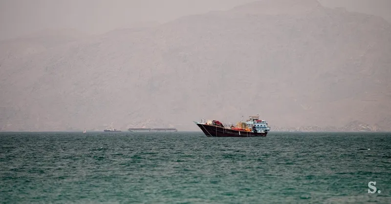 ZAE obtožili Iran napada na tankerja v Hormuški ožini