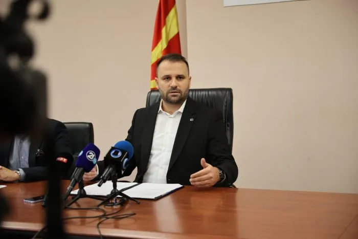 Министерот Дурмиши најави десеткратно зголемување на казните за нефер трговија