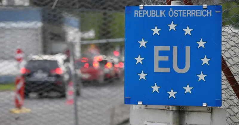 Slovenija in Italija podaljšujeta nadzor na notranjih schengenskih mejah