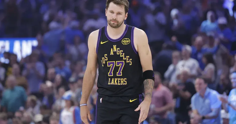 Luka Dončić zaradi poškodbe lože izpušča preostanek rednega dela sezone