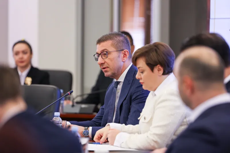 Мицкоски и Комитетот за јавни инвестиции најавија проекти од 3,3 милијарди евра