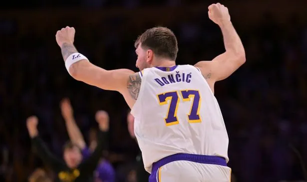 Luka Dončić s 36 točkami popeljal Los Angeles Lakers do zmage nad Memphisom