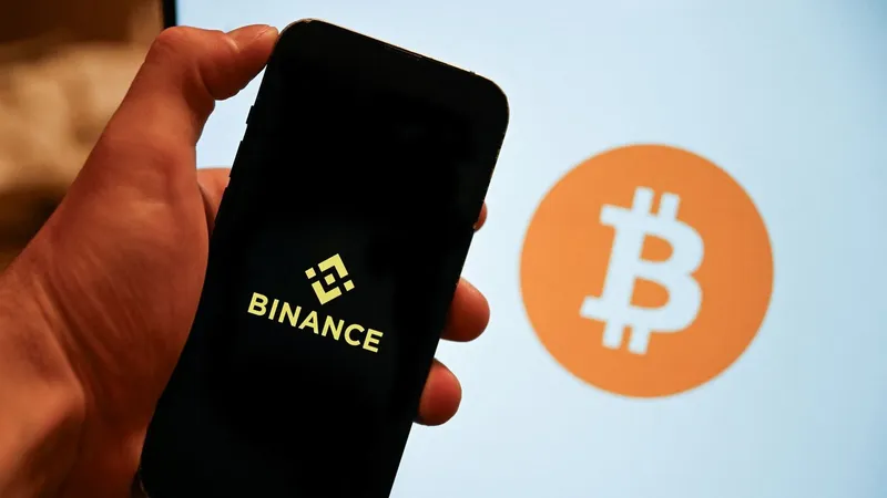Hekerji napadli Binance, borza obljubila povračilo izgub