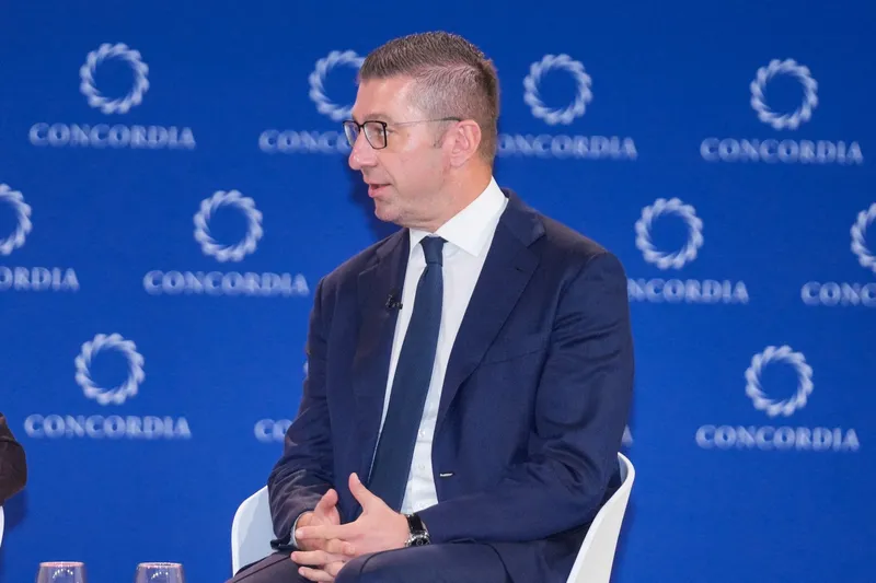 Мицкоски на Конкордија: ЕУ бара промена на идентитет, не институции
