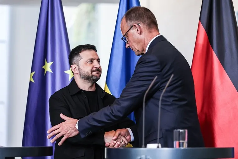 Фридрих Мерц предлага статус на придружна членка во ЕУ за Украина