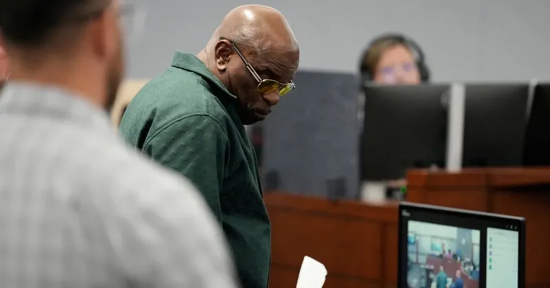 Sodišče v Las Vegasu obsodilo Duana Davisa na 40 let zapora za umor Tupaca Shakurja