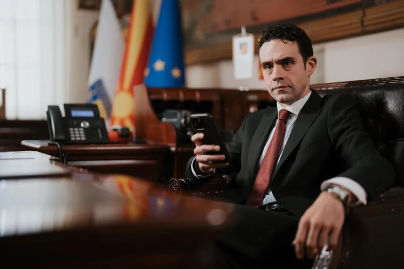 Кривична пријава против поранешниот градоначалник Костадинов за легализација на дивоградба во Куклиш