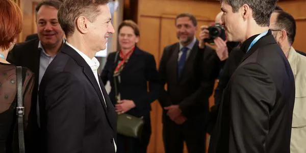 Stranke Svoboda, SD in Levica usklajujejo kandidate za predsednika DZ