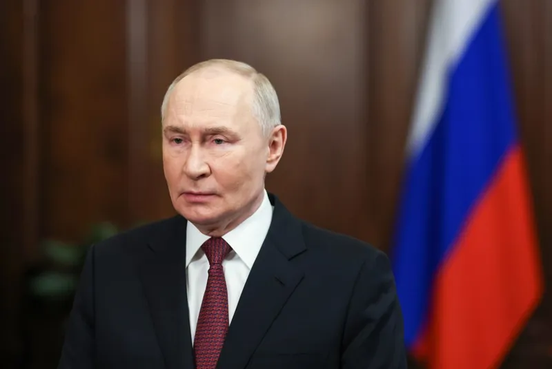 Путин побара финансиски донации од олигарсите за војната во Украина