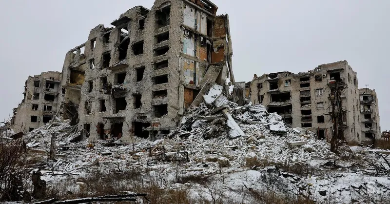 Vodstvo EU ob 4. obletnici ruske invazije obiskalo Kijev v znak podpore